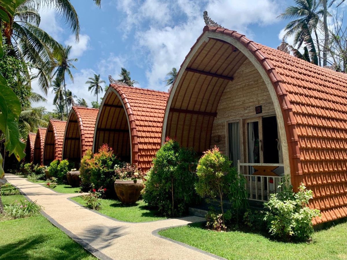 Puri Rinjani Bungalows & Hostel Kuta  Exterior photo