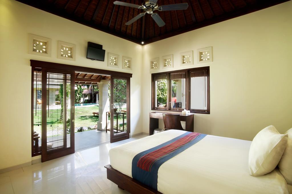 Puri Rinjani Bungalows & Hostel Kuta  Exterior photo